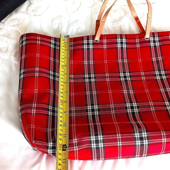 Red Canvas Inspired Plaid Tote  by  Lord and Taylor🎀 - Picture 11 of 16
